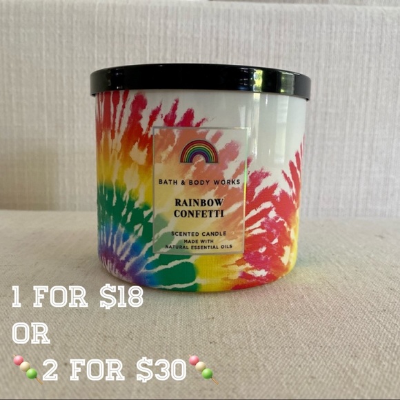 Rainbow Confetti âFruity Pebblesâ Candle